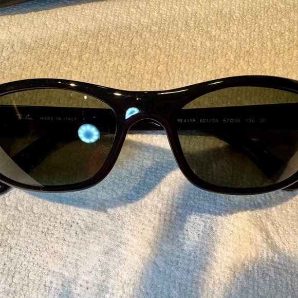 Ray-Ban 57 mm pillow polarized rectangle Sunglasses - Picture 4 of 5